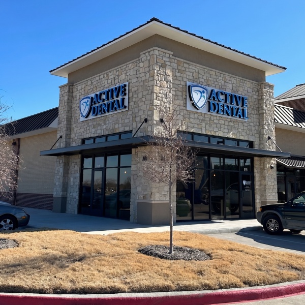 Exterior of the Active Dental office in Flower Mound, Texas